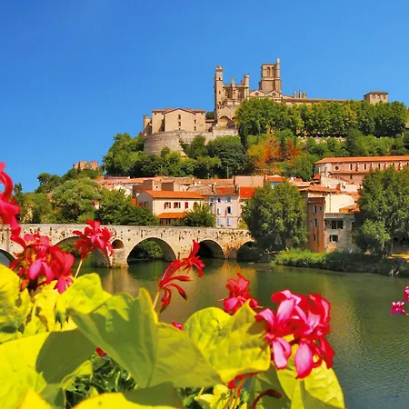 Centre Historique By Interhome * Beziers